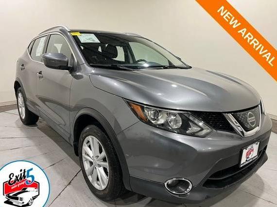NISSAN ROGUE SPORT 2018 JN1BJ1CR4JW261543 image
